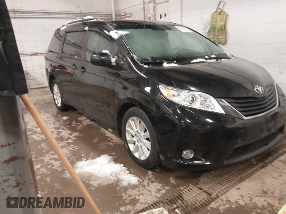 2012 Toyota Sienna LE with VIN 5TDJK3DC1CS036110, listed as a IAAI auction lot 41943807 with 255,111 mi miles. Bid and sale history available at carsss.com. Image 1.