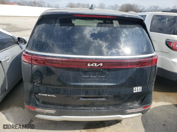 2024 Kia Carnival LX with VIN KNDNB4H32R6322932, listed as a Copart auction lot 47291885 with 17,021 mi miles and Salvage Title. Bid and sale history available at carsss.com. Image 6.