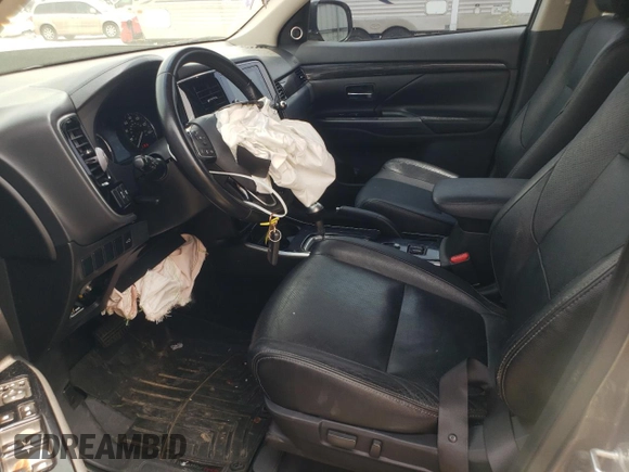 2017 Mitsubishi Outlander SE with VIN JA4AD3A39HZ049072, listed as a Copart auction lot 60809555 with 129,597 mi miles and Salvage title. Bid and sale history available at DreamBid. Image 7.