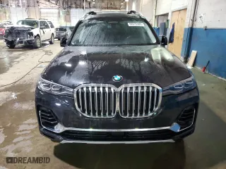 2019 BMW X7 xDrive40i with VIN 5UXCW2C59KL085810, listed as a Copart auction lot 88975505 with 113,891 mi miles and Clean Title. Bid and sale history available at carsss.com. Image 5.