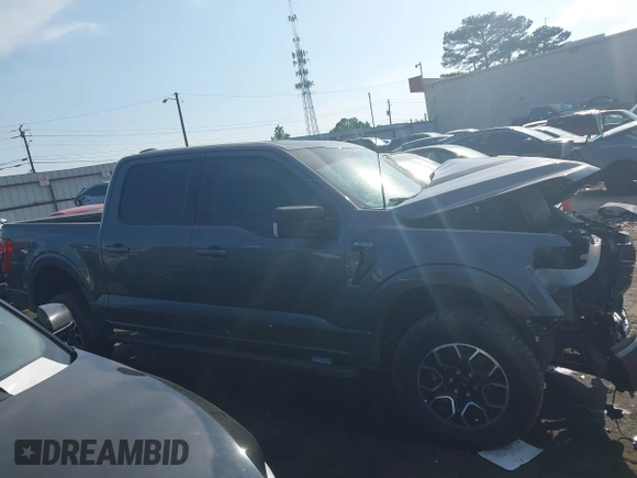 2022 Ford F-150 XL with VIN 1FTFW1E50NKE88686, listed as a IAAI auction lot 42155290 with 163,960 mi miles and . Bid and sale history available at DreamBid. Image 12.