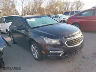2015 Chevrolet Cruze LT with VIN 1G1PE5SB5F7190947, listed as a IAAI auction lot 41864743 with 175,329 mi miles. Bid and sale history available at carsss.com. Image 1.