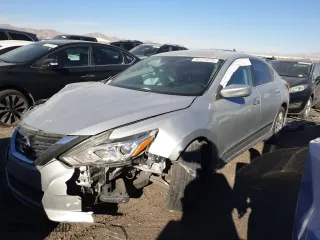 2016 Nissan Altima 2.5 SV with VIN 1N4AL3AP7GC115749, listed as a Copart auction lot 88474075 with 86,391 mi miles and Salvage Title. Bid and sale history available at carsss.com. Image 1.