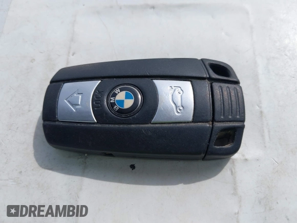 2007 BMW 3 Series 335i with VIN WBAVB73517KY60596, listed as a IAAI auction lot 42504350 with 111,403 mi miles and . Bid and sale history available at DreamBid. Image 11.