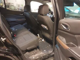 2019 GMC Acadia SLE z VIN 1GKKNRLA5KZ223589, wystawiony jako IAAI lot #41311189 z przebiegiem 62 643 mil mil oraz . Historia ofert i sprzedaży dostępna na DreamBid. Obrazek 8.