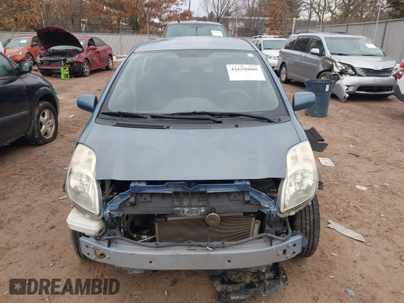 2009 Toyota Yaris with VIN JTDKT903195255240, listed as a IAAI auction lot 41650800 with 168,991 mi miles. Bid and sale history available at carsss.com. Image 12.