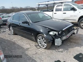 2010 Infiniti M with VIN JN1CY0APXAM910057, listed as a IAAI auction lot 41768756 with 189,026 mi miles. Bid and sale history available at carsss.com. Image 1.