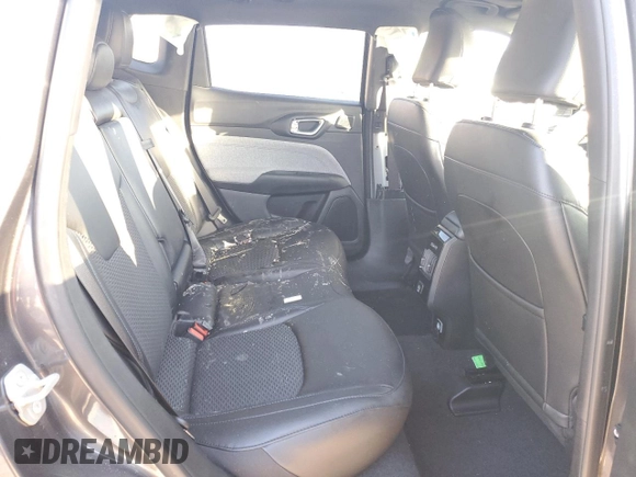 2024 Jeep Compass Latitude с VIN 3C4NJDBNXRT585916, выставлен на аукционе Copart как лот 42536685 с пробегом 12 309 миль миль и Списание • Salvage title. История ставок и продаж доступна на DreamBid. Изображение 11.