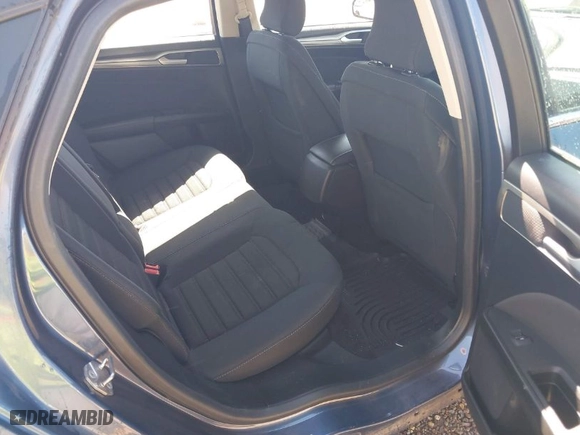 2018 Ford Fusion SE with VIN 3FA6P0HDXJR237454, listed as a IAAI auction lot 41763221 with 63,768 mi miles. Bid and sale history available at carsss.com. Image 8.