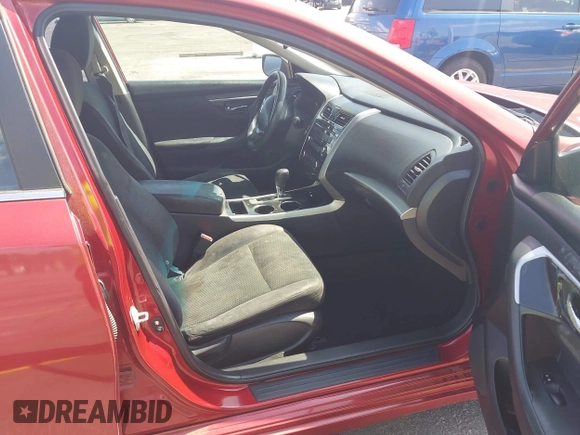 2014 Nissan Altima S with VIN 1N4AL3AP1EC266793, listed as a IAAI auction lot 41896314 with 265,087 mi miles and . Bid and sale history available at carsss.com. Image 5.