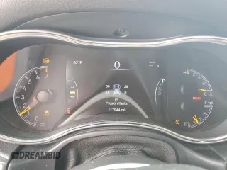 2018 Jeep Grand Cherokee Laredo E with VIN 1C4RJEAG4JC182430, listed as a Copart auction lot 50740255 with 117,944 mi miles and Salvage title. Bid and sale history available at DreamBid. Image 9.