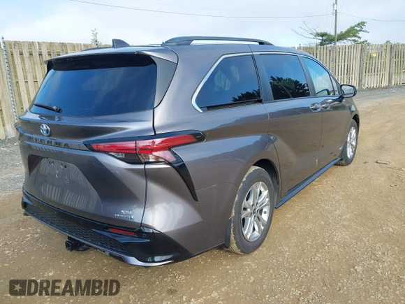 2021 Toyota Sienna XSE with VIN 5TDDSKFC7MS016370, listed as a IAAI auction lot 42381152 with 25,656 mi miles and . Bid and sale history available at DreamBid. Image 4.
