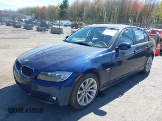 2011 BMW 3 Series 328i xDrive with VIN WBAPK5G5XBNN79573, listed as a IAAI auction lot 42130812 with 88,206 mi miles. Bid and sale history available at carsss.com. Image 17.