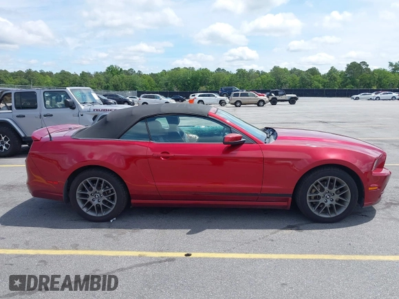 2014 Ford Mustang V6 with VIN 1ZVBP8EM4E5331248, listed as a IAAI auction lot 42202978 with 89,205 mi miles and . Bid and sale history available at DreamBid. Image 13.