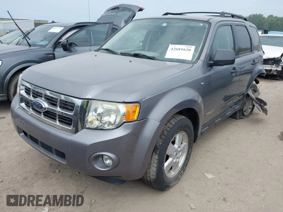2008 Ford Escape XLT с VIN 1FMCU931X8KB99581, выставлен на аукционе IAAI как лот 42681620 с пробегом 117 607 миль миль и . История ставок и продаж доступна на DreamBid. Изображение 18.