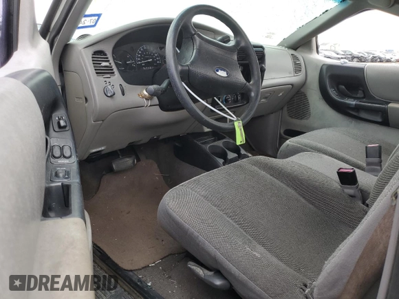 2000 Ford Ranger XL with VIN 1FTYR10V7YPC00743, listed as a Copart auction lot 88146935 with 198,410 mi miles and Salvage Title. Bid and sale history available at carsss.com. Image 8.