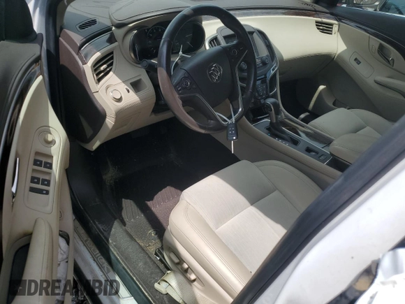 2016 Buick LaCrosse with VIN 1G4GA5G33GF163124, listed as a Copart auction lot 57841645 with 60,682 mi miles and Salvage title. Bid and sale history available at DreamBid. Image 8.
