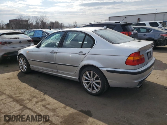 2004 BMW 3 Series 330xi with VIN WBAEW53464PG11082, listed as a Copart auction lot 47201755 with 123,475 mi miles and Salvage Title. Bid and sale history available at carsss.com. Image 2.