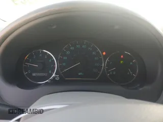 2008 Toyota Sienna XLE with VIN 5TDZK22C18S125019, listed as a Copart auction lot 52600125 with 117,043 mi miles and Salvage Title. Bid and sale history available at carsss.com. Image 9.