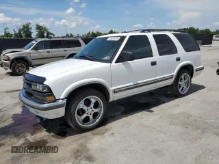 1999 Chevrolet Blazer LS with VIN 1GNCS13W6X2217684, listed as a Copart auction lot 63035645 with 114,567 mi miles and Salvage title. Bid and sale history available at DreamBid. Image 1.