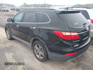 2013 Hyundai Santa Fe GLS z VIN KM8SNDHF9DU001197, wystawiony jako IAAI lot #42338652 z przebiegiem 109 683 mil mil oraz . Historia ofert i sprzedaży dostępna na DreamBid. Obrazek 3.