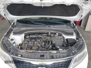 2015 Kia Sorento LX with VIN 5XYKTDA75FG653090, listed as a IAAI auction lot 42676355 with 153,476 mi miles and . Bid and sale history available at DreamBid. Image 10.