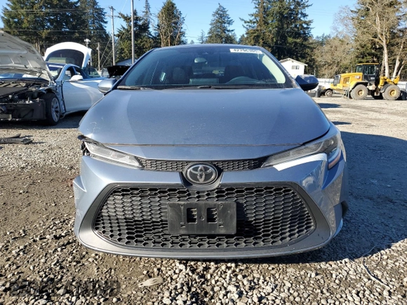 2020 Toyota Corolla LE with VIN 5YFEPRAE3LP134088, listed as a Copart auction lot 42796305 with 33,634 mi miles and Salvage Title. Bid and sale history available at carsss.com. Image 5.