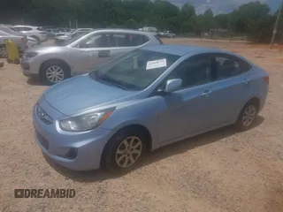 2013 Hyundai Accent GLS with VIN KMHCT4AE9DU285992, listed as a IAAI auction lot 42508614 with 268,347 mi miles and . Bid and sale history available at DreamBid. Image 2.