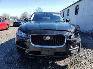 2019 Jaguar F-Pace 25t Prestige with VIN SADCK2FX5KA351866, listed as a Copart auction lot 50012205 with 51,464 mi miles and Salvage Title. Bid and sale history available at DreamBid. Image 5.