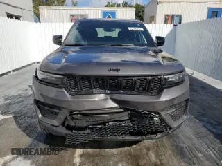 2024 Jeep Grand Cherokee Altitude with VIN 1C4RJGAGXR8546568, listed as a Copart auction lot 44818505 with 24,172 mi miles and Clean title. Bid and sale history available at DreamBid. Image 5.