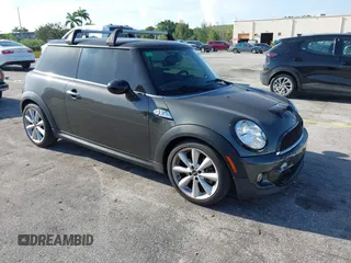 2012 MINI Hardtop S with VIN WMWSV3C58CTY17722, listed as a IAAI auction lot 42698588 with 98,511 mi miles and . Bid and sale history available at DreamBid. Image 1.