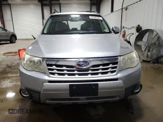 2013 Subaru Forester X Limited z VIN JF2SHAECXDH424658, wystawiony jako Copart lot #57326425 z przebiegiem 138 459 mil mil oraz Szkoda całkowita • Salvage title. Historia ofert i sprzedaży dostępna na DreamBid. Obrazek 5.