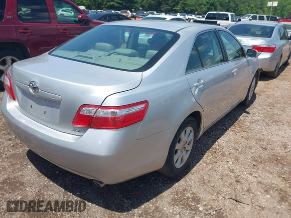 2009 Toyota Camry LE z VIN 4T1BK46K49U592233, wystawiony jako IAAI lot #42205847 z przebiegiem 141 226 mil mil oraz . Historia ofert i sprzedaży dostępna na DreamBid. Obrazek 4.