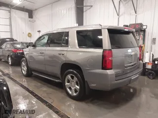 2018 Chevrolet Tahoe LT with VIN 1GNSKBKC4JR322098, listed as a IAAI auction lot 41531523 with 108,294 mi miles. Bid and sale history available at carsss.com. Image 3.