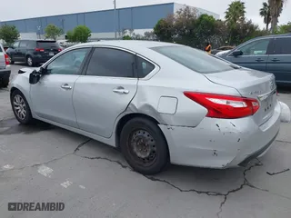 2016 Nissan Altima 2.5 SL with VIN 1N4AL3AP7GC245630, listed as a IAAI auction lot 42081121 with 265,492 mi miles. Bid and sale history available at carsss.com. Image 3.