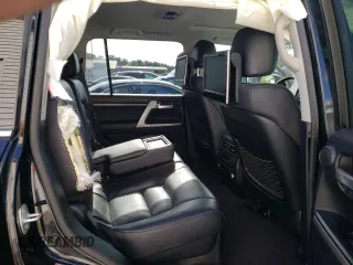 2016 Toyota Land Cruiser z VIN JTMCY7AJ0G4047120, wystawiony jako Copart lot #67792753 z przebiegiem 65 872 mil mil oraz . Historia ofert i sprzedaży dostępna na DreamBid. Obrazek 11.