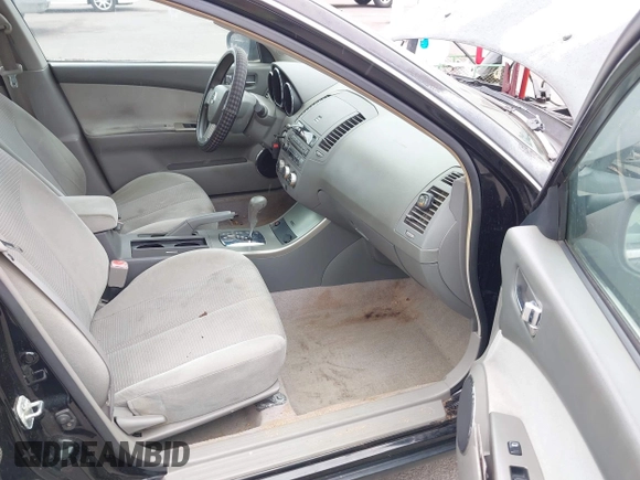2006 Nissan Altima 2.5 S with VIN 1N4AL11D06C159178, listed as a IAAI auction lot 41594196 with 178,980 mi miles. Bid and sale history available at carsss.com. Image 5.