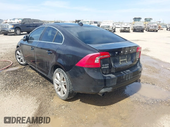 2012 Volvo S60 T6 with VIN YV1902FH4C2023235, listed as a IAAI auction lot 41659705 with 177,668 mi miles. Bid and sale history available at carsss.com. Image 3.