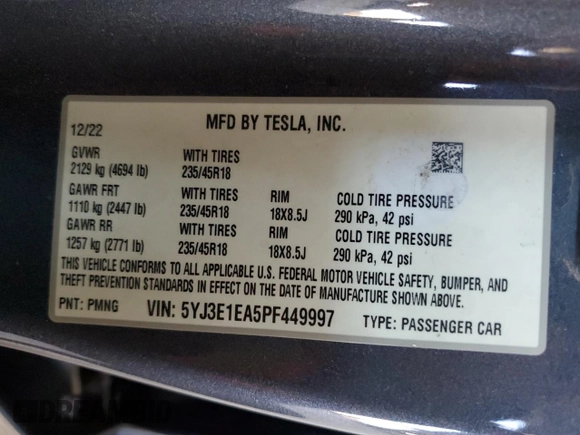 2023 Tesla Model 3 z VIN 5YJ3E1EA5PF449997, wystawiony jako Copart lot #63079275 z przebiegiem 29 629 mil mil oraz Nie do naprawy • Non repairable. Historia ofert i sprzedaży dostępna na DreamBid. Obrazek 12.