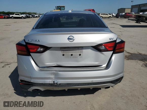 2020 Nissan Altima SV z VIN 1N4BL4DV8LC165977, wystawiony jako Copart lot #52112495 z przebiegiem 60 918 mil mil oraz Szkoda całkowita • Salvage title. Historia ofert i sprzedaży dostępna na DreamBid. Obrazek 6.