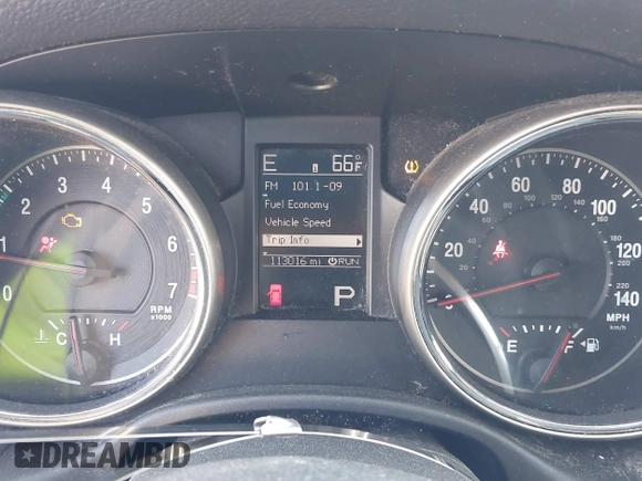 2011 Jeep Grand Cherokee Laredo z VIN 1J4RR4GG3BC589578, wystawiony jako IAAI lot #41804883 z przebiegiem 113 016 mil mil oraz . Historia ofert i sprzedaży dostępna na DreamBid. Obrazek 7.