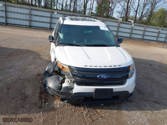 2015 Ford Explorer Sport with VIN 1FM5K8GT1FGC11511, listed as a IAAI auction lot 41922269 with 163,014 mi miles. Bid and sale history available at carsss.com. Image 12.