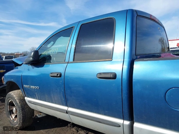 2004 Dodge Ram 2500 SLT with VIN 3D7KU28C94G268544, listed as a IAAI auction lot 41505557 with 222,781 mi miles. Bid and sale history available at carsss.com. Image 14.