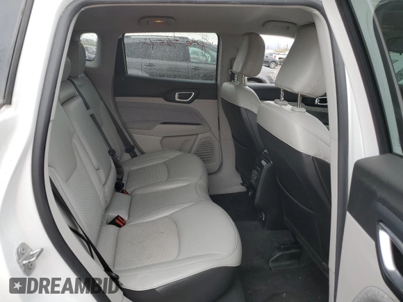 2022 Jeep Compass Latitude with VIN 3C4NJCBB4NT198580, listed as a Copart auction lot 48147765 with 81,562 mi miles and Salvage title. Bid and sale history available at DreamBid. Image 10.