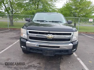 2010 Chevrolet Silverado 1500 LT with VIN 3GCRKSE33AG290425, listed as a IAAI auction lot 42193206 with 243,880 mi miles and . Bid and sale history available at DreamBid. Image 12.