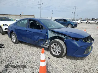 2025 Toyota Camry LE with VIN 4T1DAACK4SU023838, listed as a Copart auction lot 49307065 with 6,988 mi miles and Salvage Title. Bid and sale history available at carsss.com. Image 4.