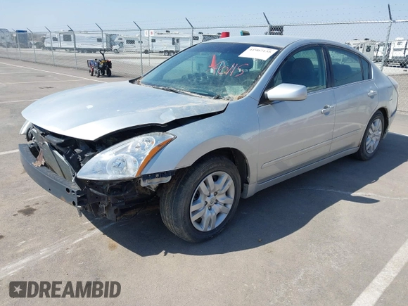 2010 Nissan Altima 2.5 SL with VIN 1N4AL2AP1AN429452, listed as a IAAI auction lot 41907135 with 1 mi miles. Bid and sale history available at carsss.com. Image 4.