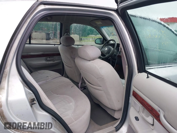 2001 Mercury Grand Marquis GS z VIN 2MEFM74W91X618246, wystawiony jako IAAI lot #42226130 z przebiegiem 125 487 mil mil oraz . Historia ofert i sprzedaży dostępna na DreamBid. Obrazek 8.