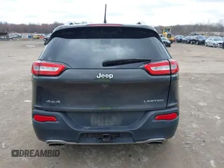 2015 Jeep Cherokee Limited with VIN 1C4PJMDS5FW587879, listed as a IAAI auction lot 41864622 with 143,843 mi miles. Bid and sale history available at carsss.com. Image 17.