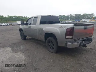 2012 GMC Sierra 1500 SLE z VIN 1GTR2VE74CZ238339, wystawiony jako IAAI lot #42466724 z przebiegiem 204 769 mil mil oraz . Historia ofert i sprzedaży dostępna na DreamBid. Obrazek 3.